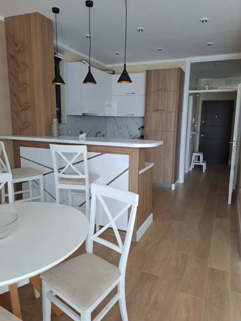 Rent, two bedroom apartment, 70m², Bečići, Budva