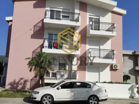 Izdavanje, dvosoban stan, 75m², Gornja Gorica, Podgorica - image 11