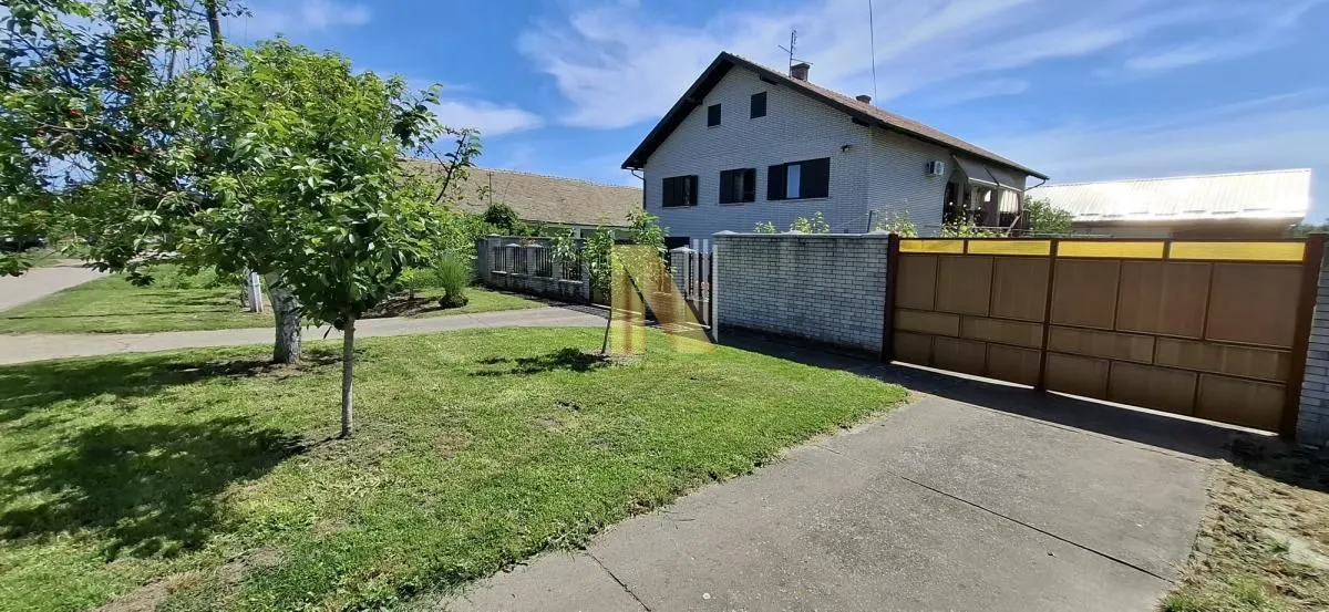 Sale, house, 165m², Bački Brestovac, Odžaci