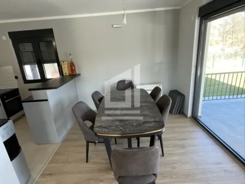 Izdavanje, kuća, 110m², Pričelje, Podgorica - image 4