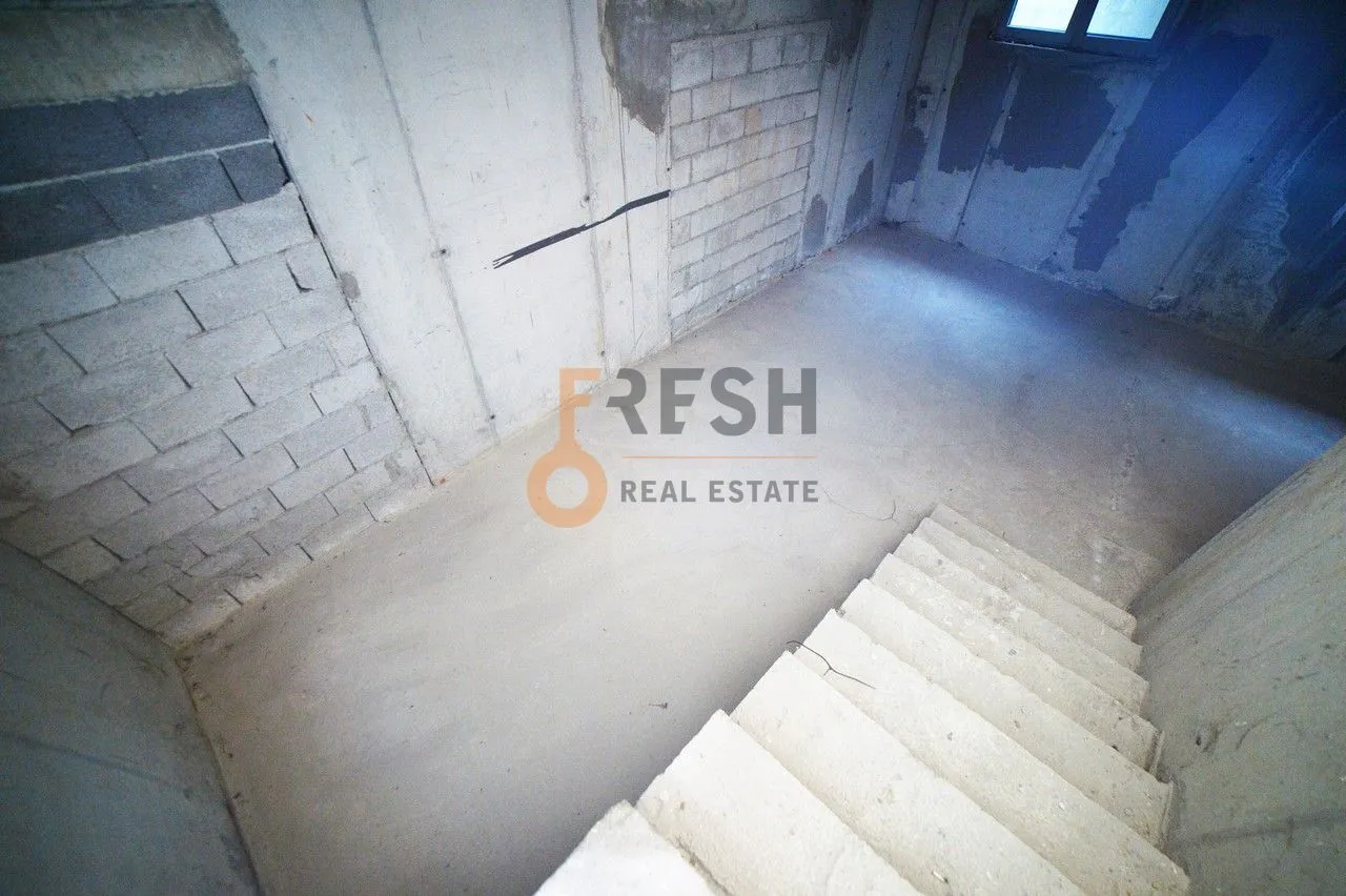 Rent, office space, 200m², Tološi, Podgorica