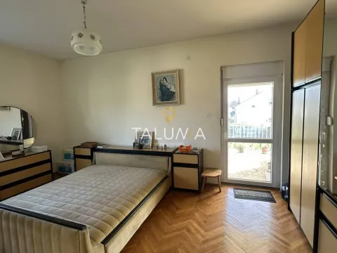 Sale, house, 318m², Zlatica, Podgorica - image 4