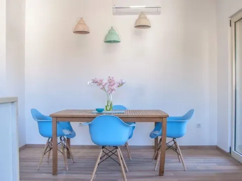 Izdavanje, jednosoban stan, 60m², Porto Montenegro, Tivat - image 4