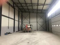 Izdavanje, poslovni prostor, 400m², Batajnica, Beograd - image 1