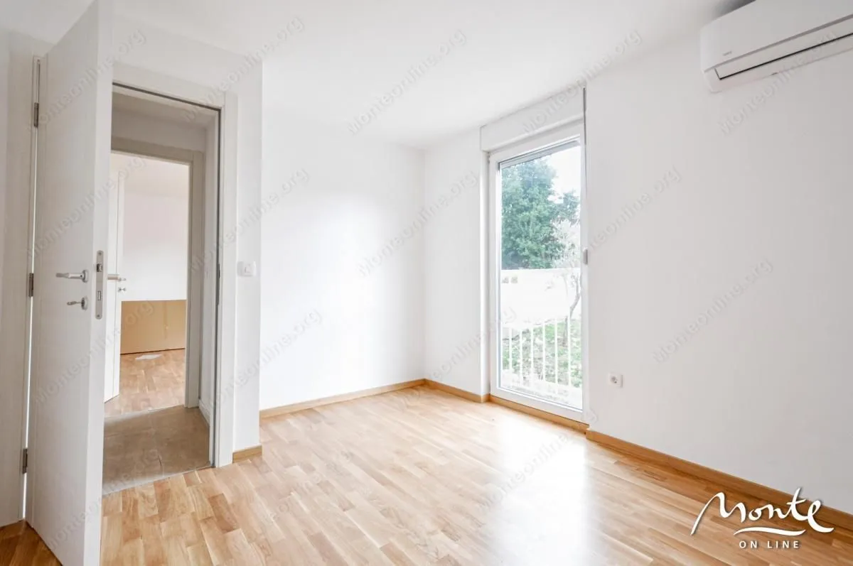 Sale, four bedroom apartment, 124m², Tivat, Crna Gora