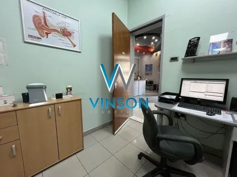 Izdavanje, poslovni prostor, 305m², Centar, Novi Sad - image 20