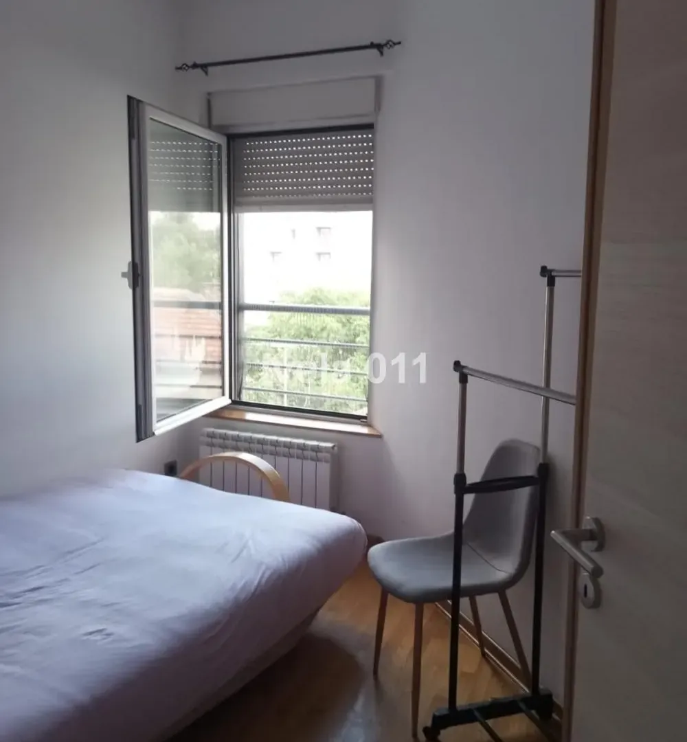 Prodaja, dvosoban stan, 40m², Đeram Pijaca, Beograd
