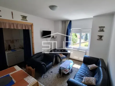 Prodaja, trosoban stan, 65m², Tara, Srbija