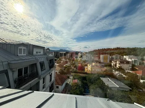 Prodaja, četvorosoban stan, 136m², Zabjelo, Podgorica - image 11