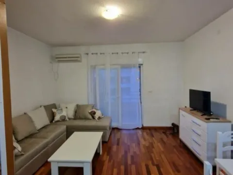 Rent, studio apartment, 31m², City Kvart, Podgorica