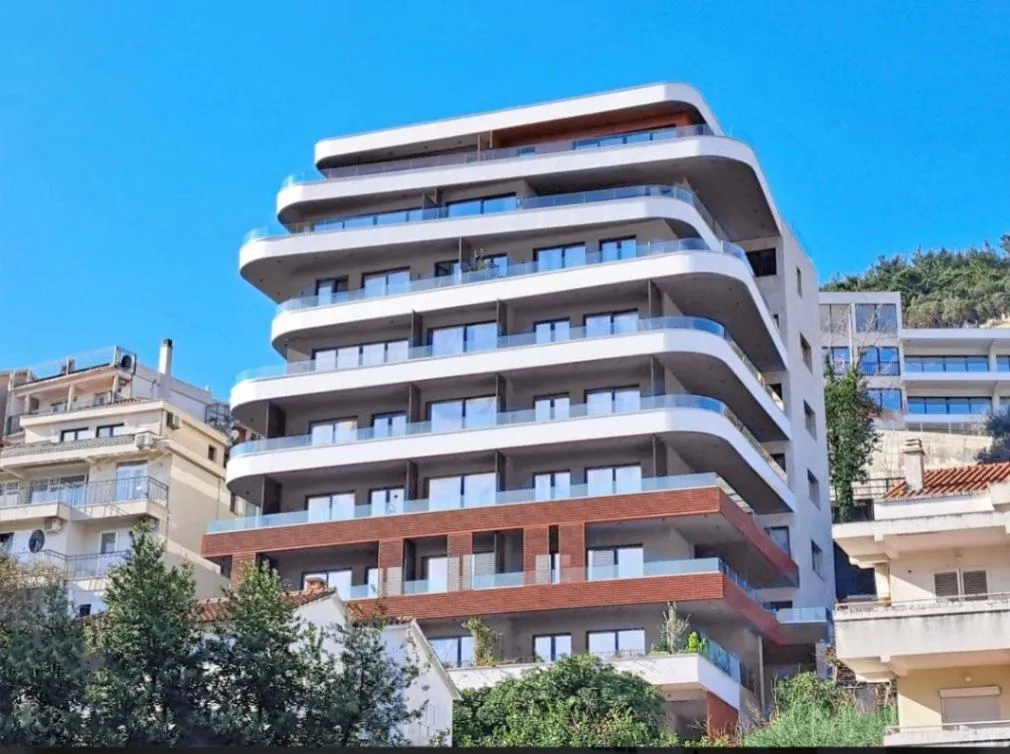 Sale, three bedroom apartment, 149m², Gospoština, Budva
