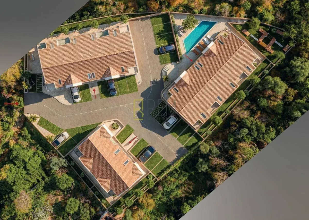 Prodaja, jednosoban stan, 49m², Risan, Kotor