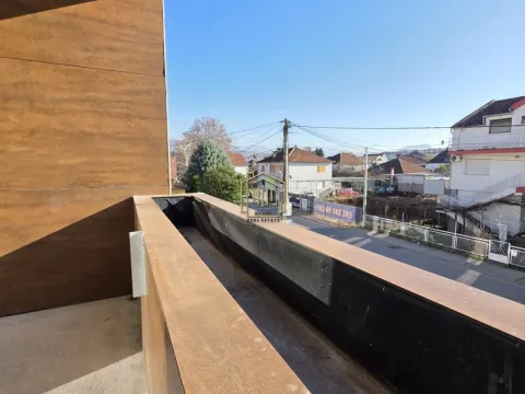 Prodaja, dvosoban stan, 64m², Stari Aerodrom, Podgorica - image 16