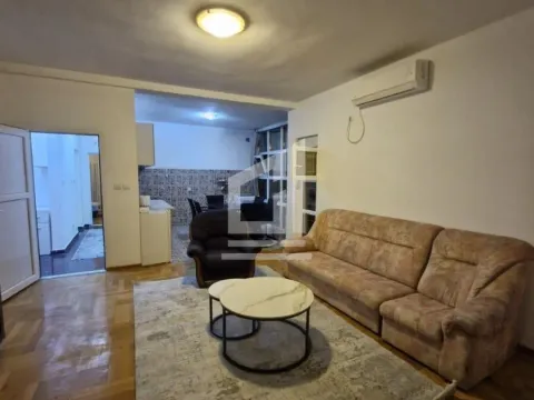Rent, apartment, 89m², Dalmatinska ulica, Podgorica - image 17