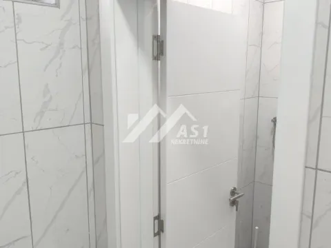 Rent, office space, 130m², Žabalj, Srbija - image 6