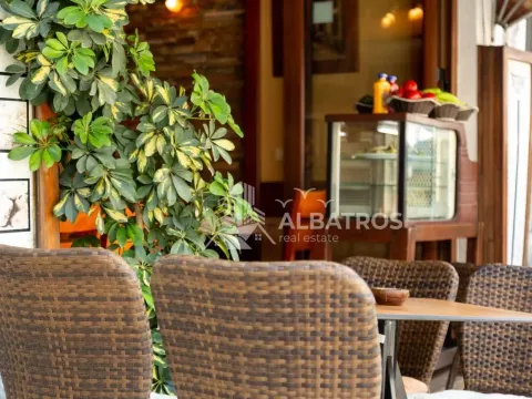 Izdavanje, poslovni prostor, 60m², Ulcinj, Crna Gora - image 4
