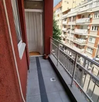 Izdavanje, trosoban stan, 88m², Kalenić Pijaca, Vračar Sve Podlokacije - image 16