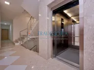 Prodaja, dvosoban stan, 120m², Dobrota, Kotor - image 14