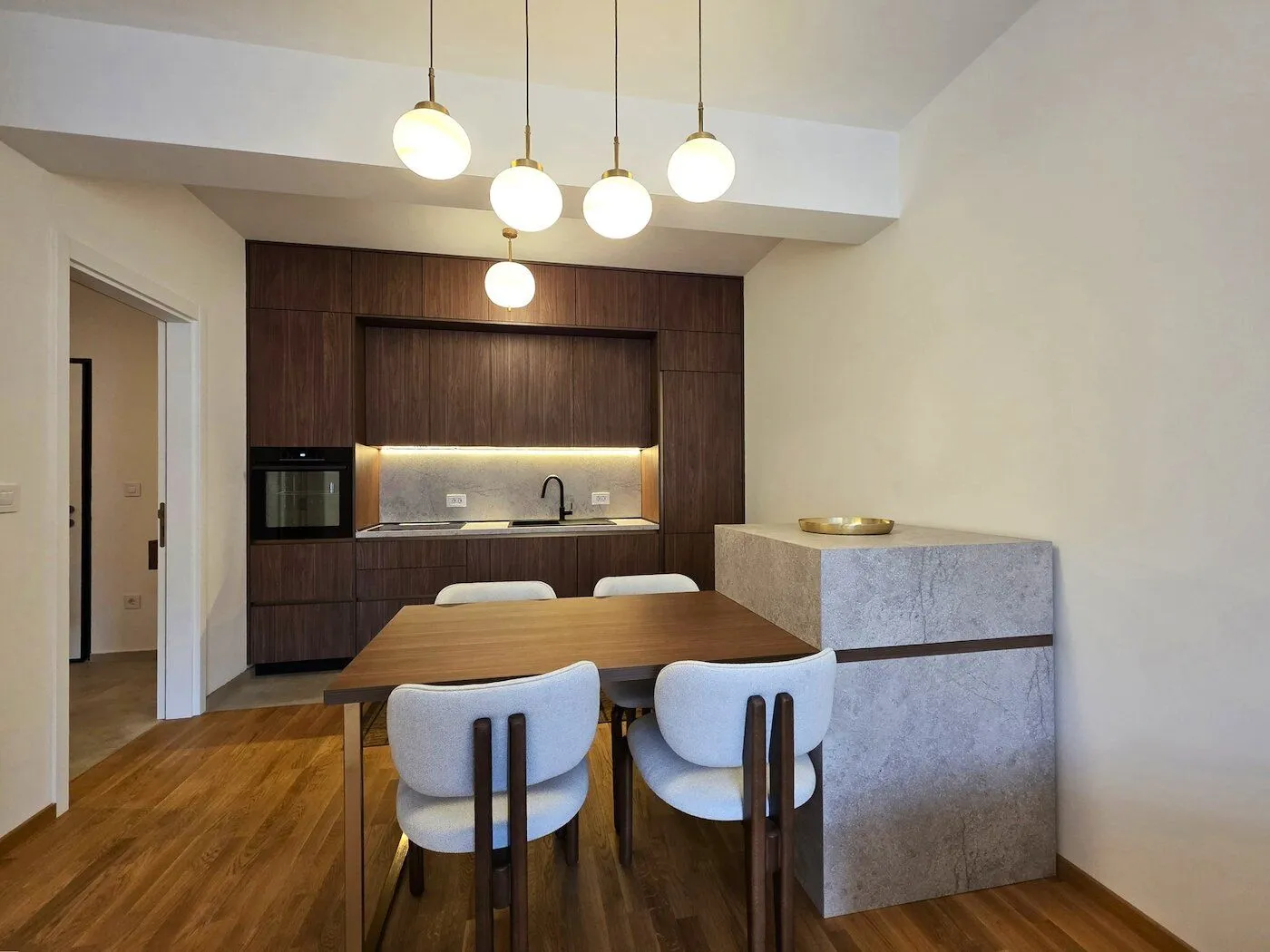 Rent, apartment, 82m², Stari Aerodrom, Podgorica