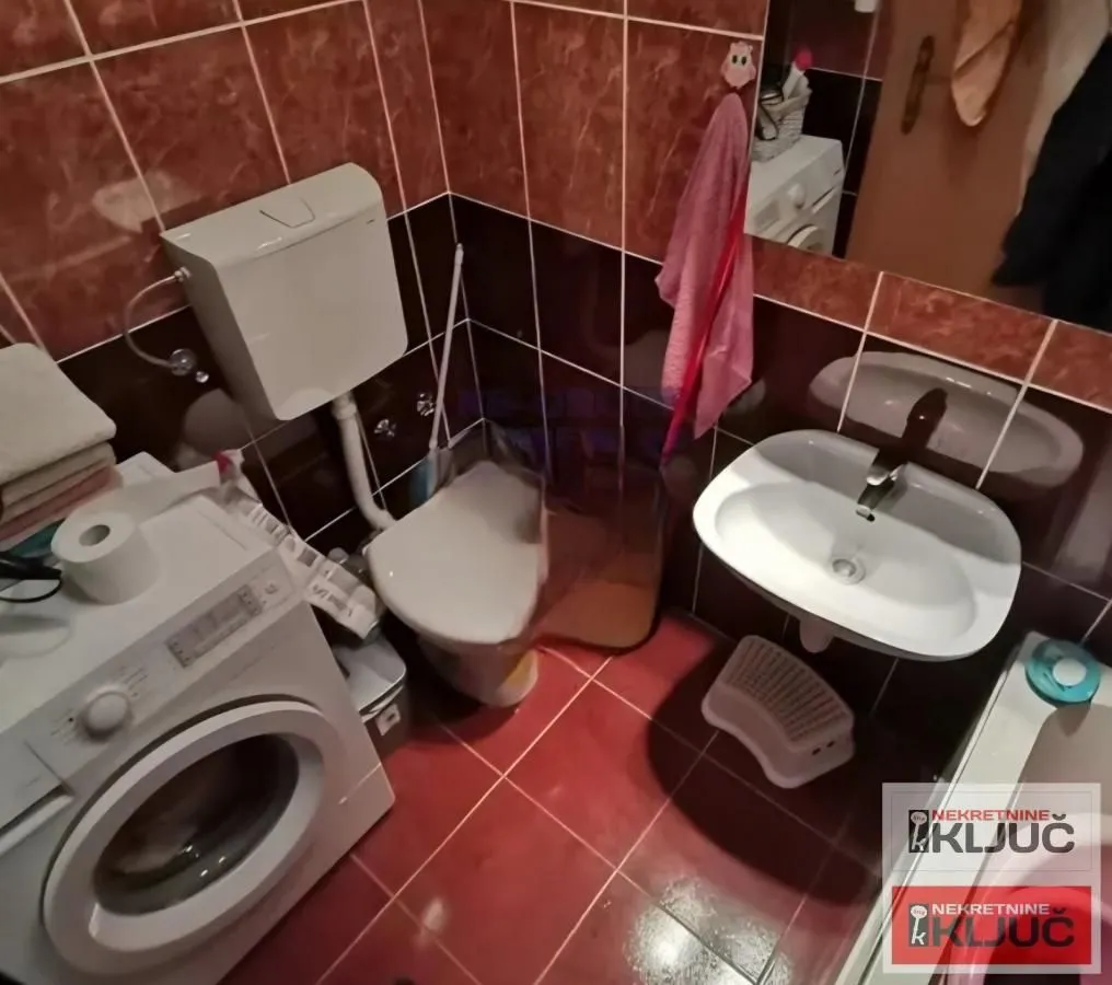 Prodaja, dvosoban stan, 49m², Bulevar patrijarha Pavla, Novi Sad Sve Podlokacije