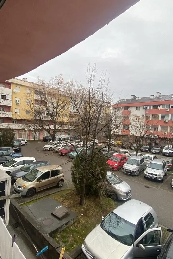 Izdavanje, stan, 25m², Krivi Most, Podgorica