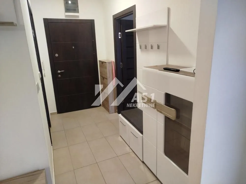 Izdavanje, dvosoban stan, 51m², Stari Majur, Petrovaradin