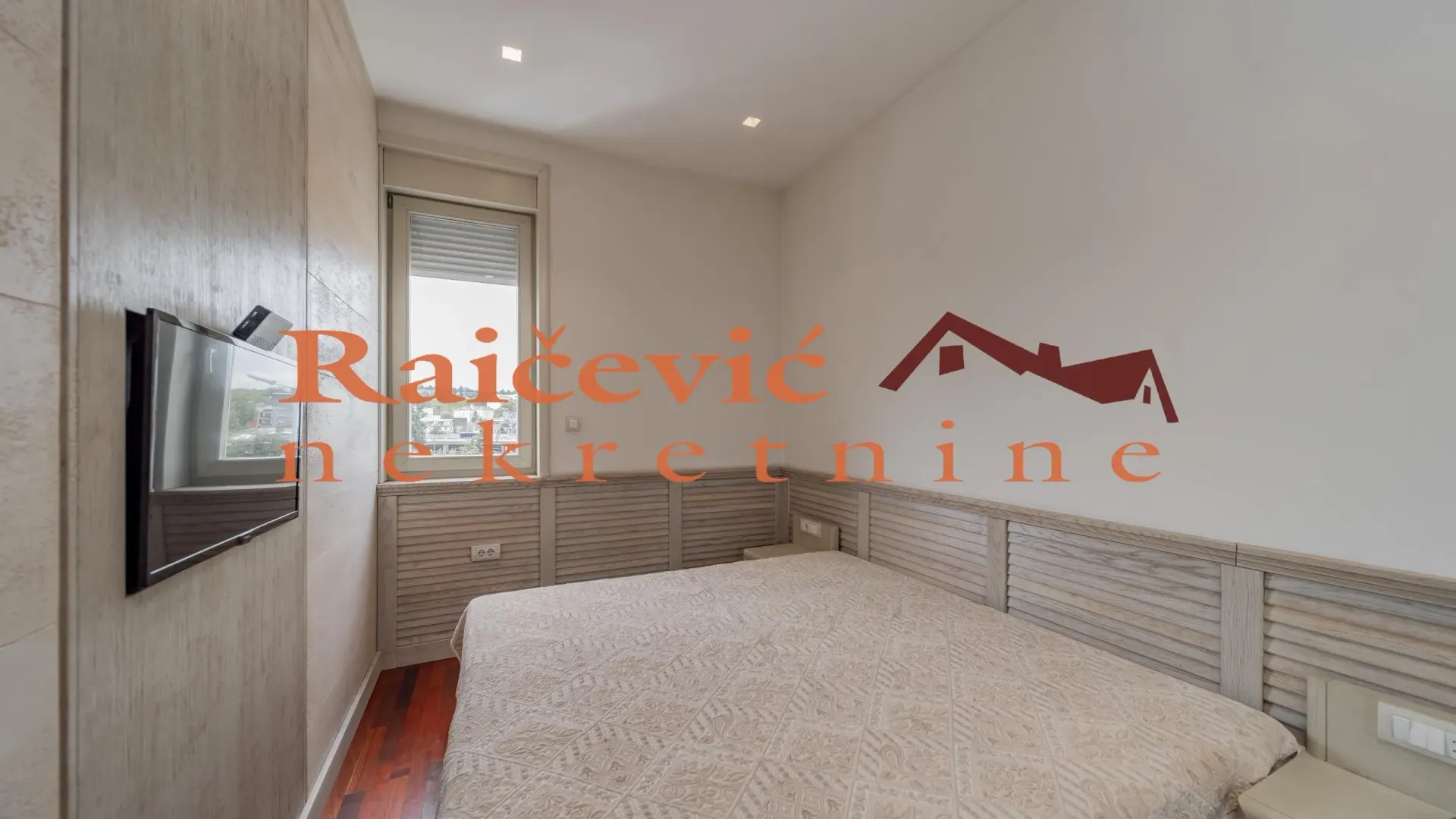 Sale, studio apartment, 85m², Vračar, Šid