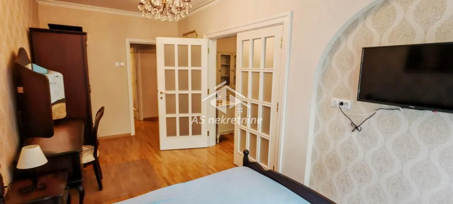 Prodaja, dvosoban stan, 62m², Stari Grad, Beograd