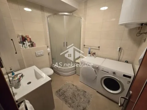 Izdavanje, dvosoban stan, 62m², Stari Grad, Beograd - image 12