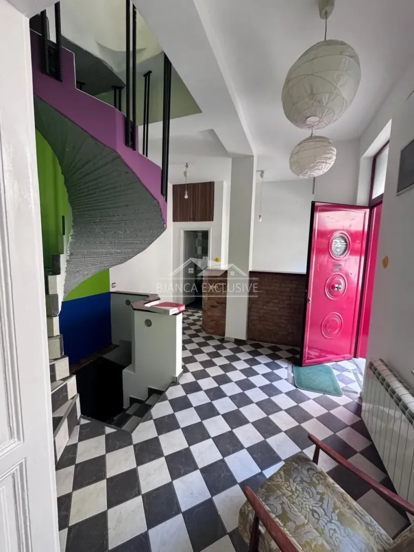 Sale, apartment, 166m², Vračar Sve Podlokacije, Beograd