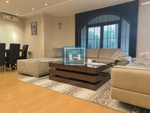 Prodaja, kuća, 470m², Ćuprija, Srbija - image 2