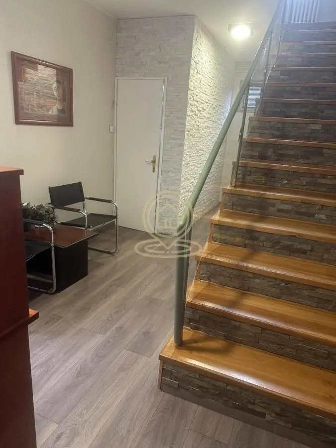 Rent, office space, 120m², Banatić, Novi Sad Sve Podlokacije