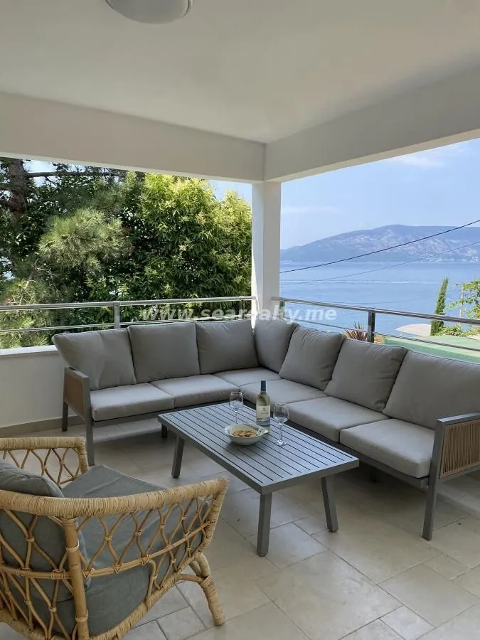 Prodaja, kuća, 145m², Herceg Novi, Crna Gora