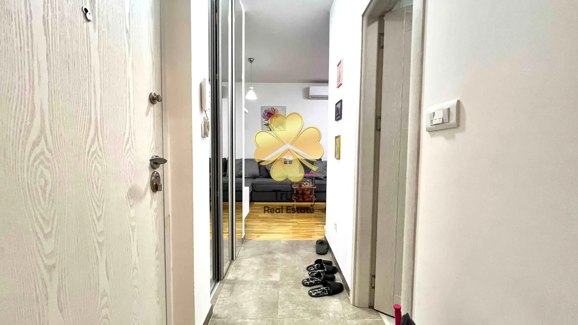 Rent, one bedroom apartment, 40m², Blok 6, Podgorica