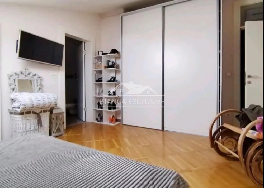 Sale, three bedroom apartment, 126m², Savski Venac, Beograd