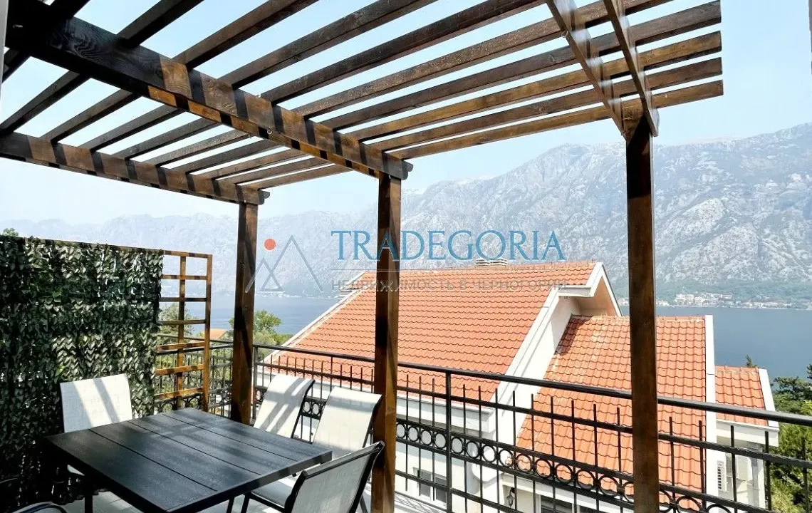 Sale, two bedroom apartment, 97m², Prčanj, Kotor