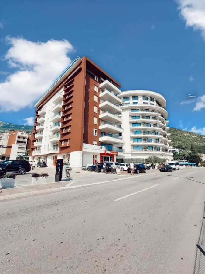 Sale, one bedroom apartment, 61m², Budva, Crna Gora