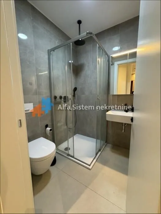 Rent, three bedroom apartment, 70m², Stari Grad, Beograd