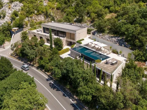 Prodaja, kuća, 526m², Orahovac, Kotor - image 39