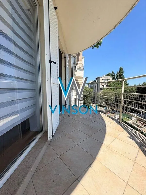 Izdavanje, stan, 40m², Centar, Novi Sad