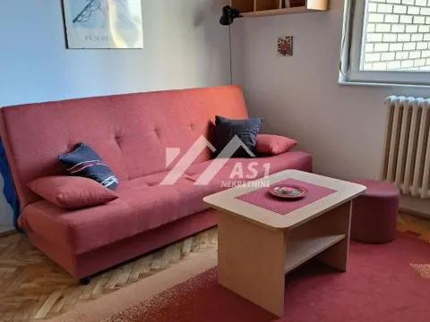 Izdavanje, stan, 20m², Liman 4, Novi Sad Sve Podlokacije