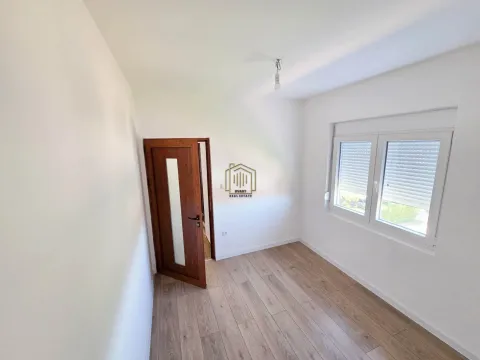 Rent, one bedroom apartment, 45m², Stari Aerodrom, Podgorica - image 6