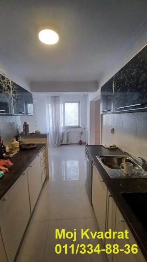 Prodaja, četvorosoban stan, 105m², Savski Venac, Beograd