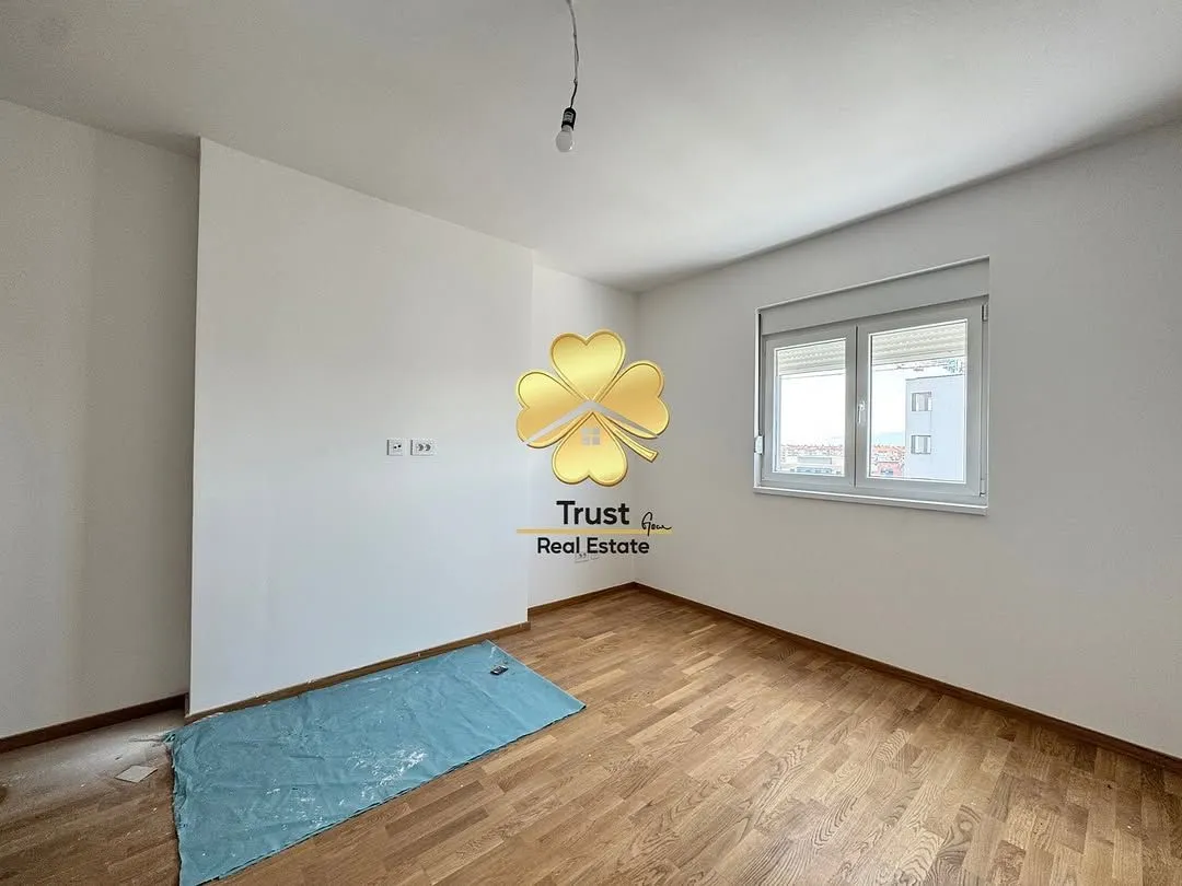 Prodaja, trosoban stan, 106m², Stari Aerodrom, Podgorica