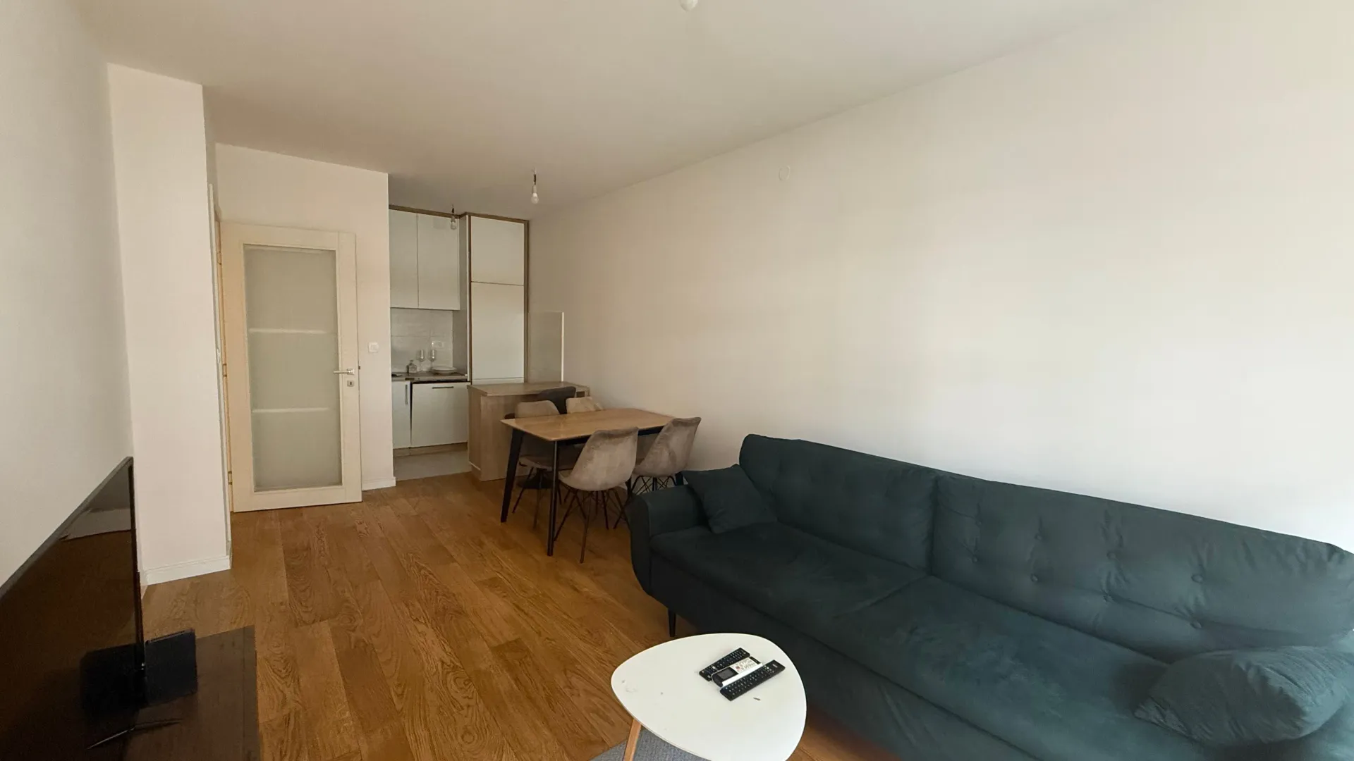 Rent, apartment, 42m², Central Point, Podgorica