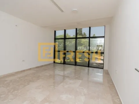 Rent, office space, 500m², Tuzi, Podgorica - image 4