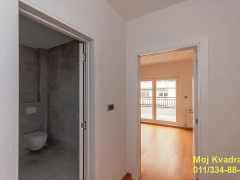 Prodaja, trosoban stan, 92m², Autokomanda, Voždovac Sve Podlokacije - image 5