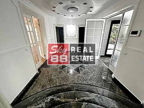 Izdavanje, kuća, 375m², Senjak, Beograd - image 8