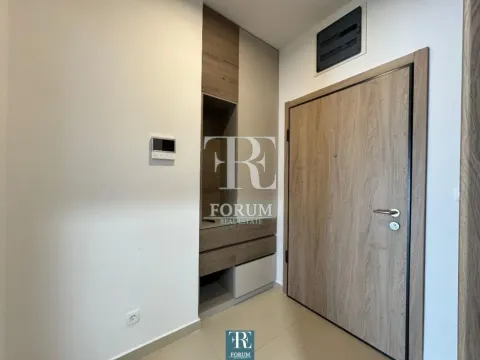 Rent, two bedroom apartment, 70m², Master Kvart, Podgorica - image 5