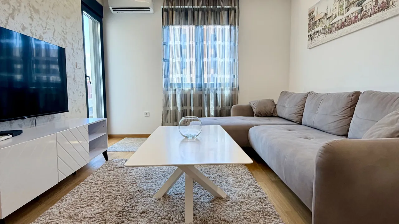Rent, two bedroom apartment, 60m², City Kvart, Podgorica
